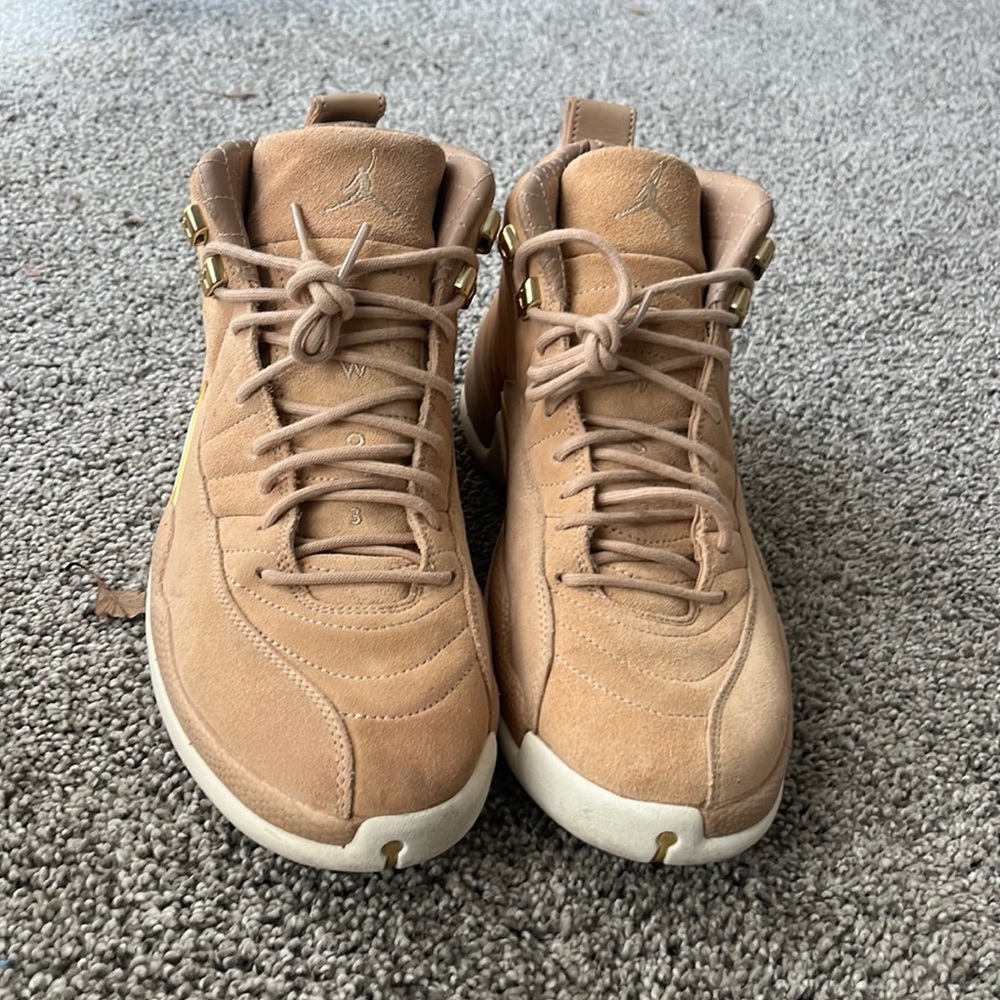 Jordan 12s